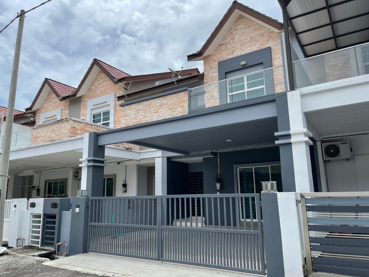Langkawi Cozy Holiday Home At Taman Simfoni By Zervin Kuah Exterior foto